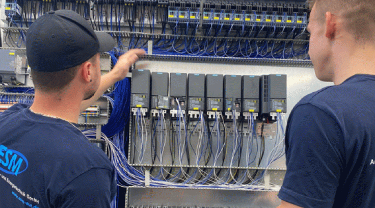 Schaltschrankbau und Wartung Automatisierungstechnik Freiburg
